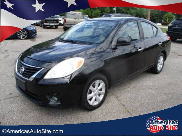 2012 Nissan Versa SL