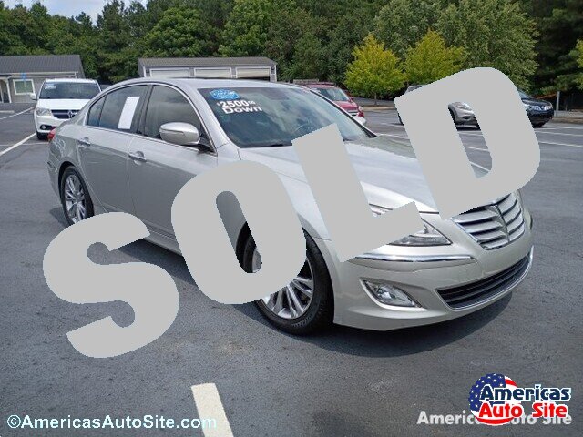 2013 Hyundai Genesis 3.8 / 3.8 Premium / 3.8 Tech/ 