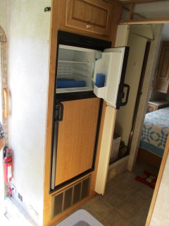 2005 Forest River Sunseeker 2900