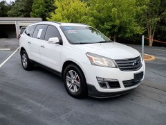 2017 Chevrolet Traverse 2LT $11,495