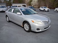 2011 Toyota Camry LE $10,195