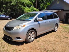 2013 Toyota Sienna  $6,950