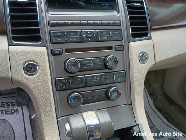 2012 Ford Taurus SEL - Photo 8