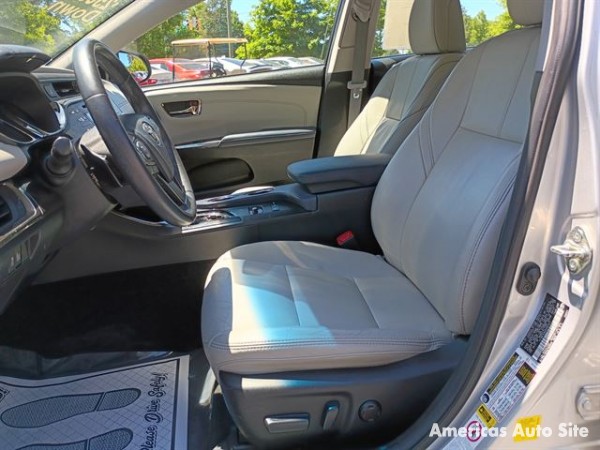 2013 Toyota Avalon - Photo 6