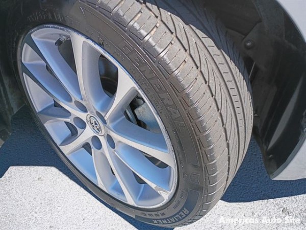 2013 Toyota Avalon - Photo 9