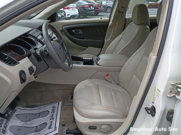 2012 Ford Taurus SEL - Photo 6