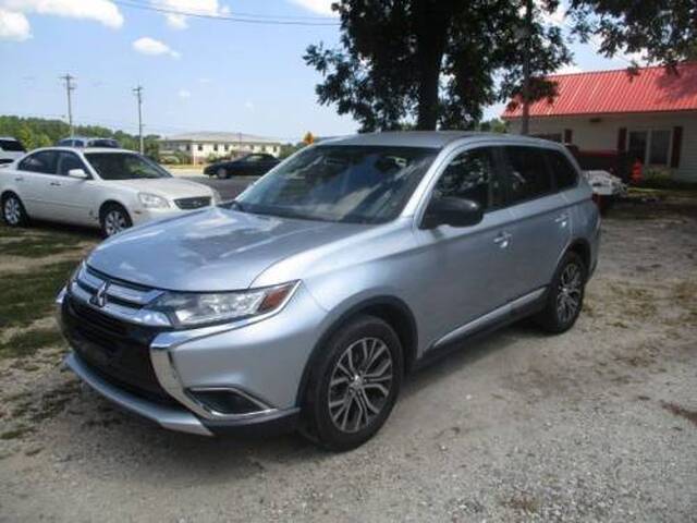 2016 Mitsubishi Outlander 